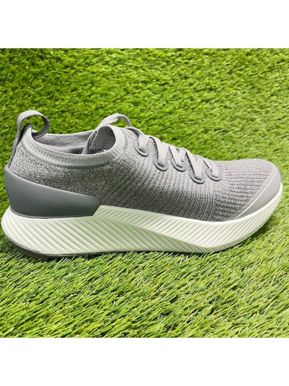 Allbirds Tree Glider Womens Size 9 Gray White Athletic Running Shoes Sneakers